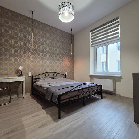 Duzy Komfortowy Apartament W Samym Centrum Przy Manufaktura I Piotrkowska, Blisko Zoo, Fala Lägenhet Łódź Exteriör bild