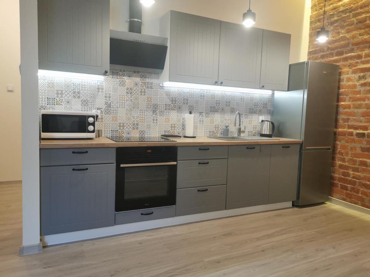 Duzy Komfortowy Apartament W Samym Centrum Przy Manufaktura I Piotrkowska, Blisko Zoo, Fala Lägenhet Łódź Exteriör bild